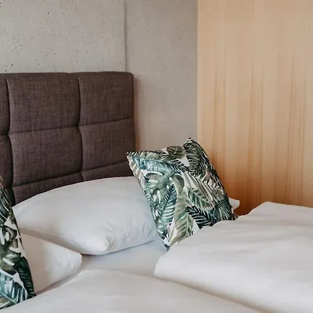 *relax Hochgrassnitzberg* Fuer 2 *pool/fitness/sauna* Apartamento